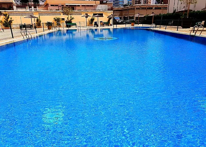 One Bedroom Flat With Shared Pool In Acuarium Ii *