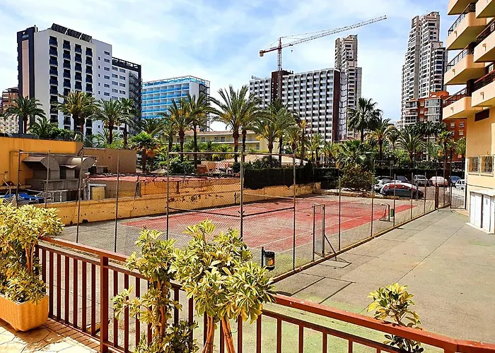 Apartmán One Bedroom Flat With Shared Pool In Acuarium Ii *