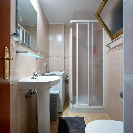 One Bedroom Flat With Shared Pool Levante Area *